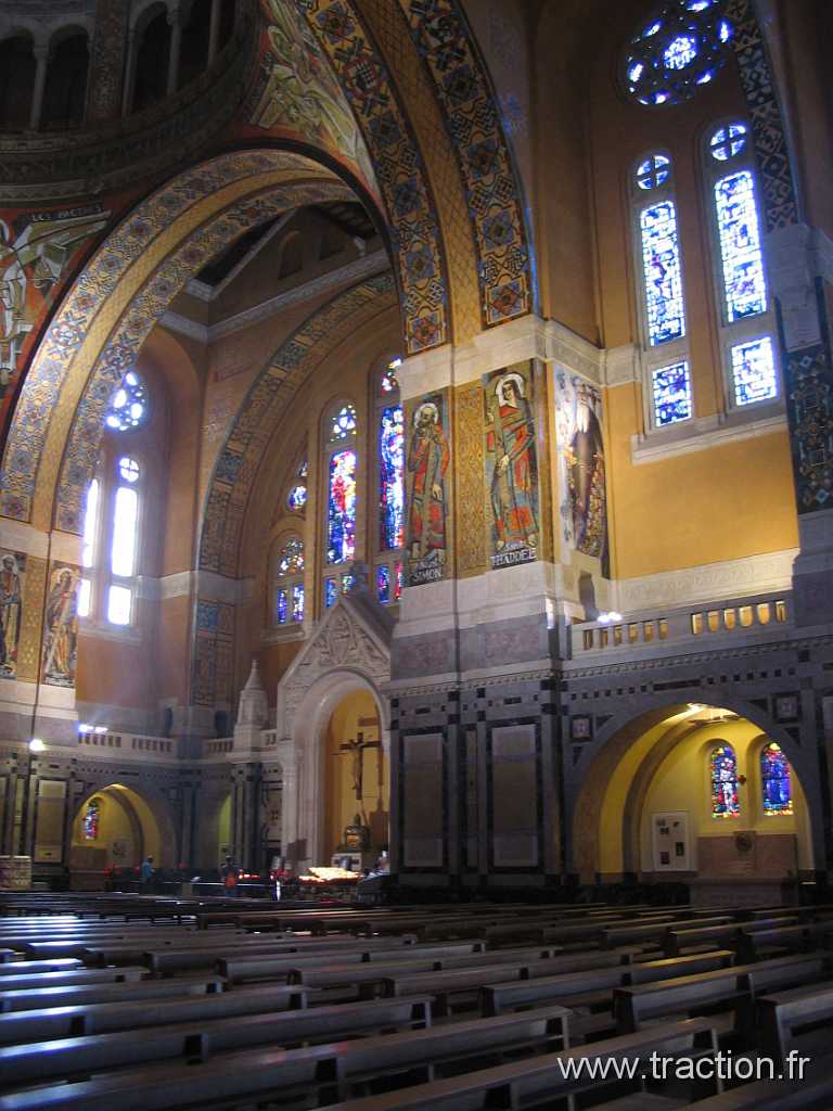 04_Lisieux (12).JPG - 2013, nos vacances en Normandie, la Basilique Sainte-Thérèse de Lisieux